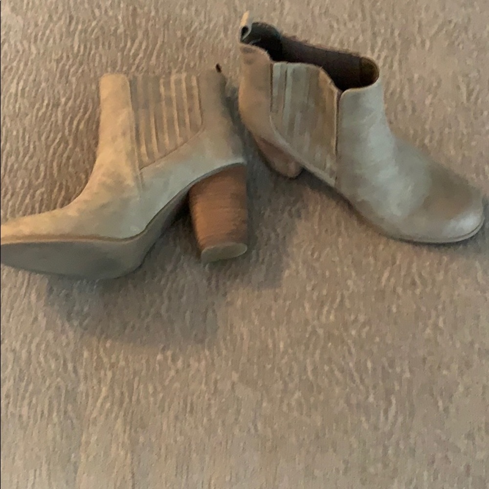 Women’s booties